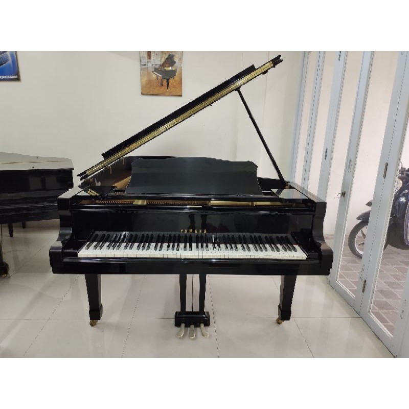 Grand Piano Yamaha C7 Nippon Gakki Jepang