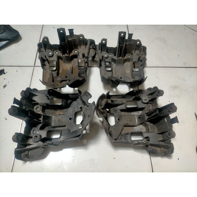 dudukan lampu depan original honda cb150r led