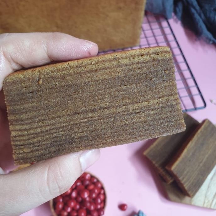 

Kue Lapis Legit Kopi Mocca 10x10cm LS01