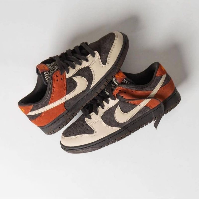 sepatu nike sb dunk low red panda