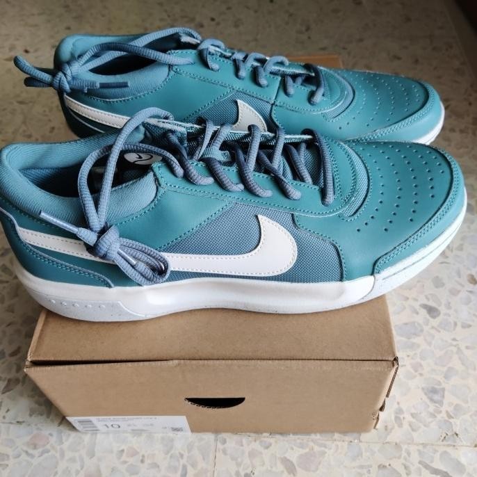 Sepatu tenis lapangan NikeCourt Air Zoom Lite 3 original BNIB limited