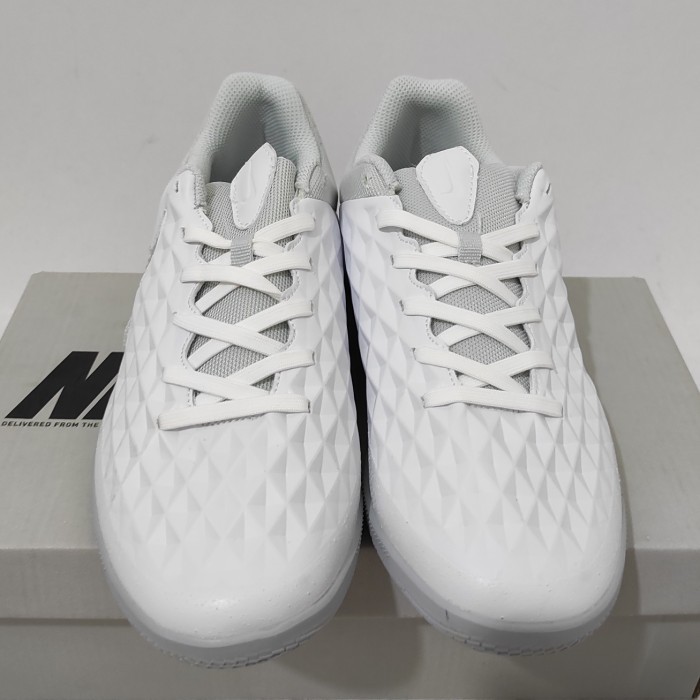 Sepatu Futsal Nike Tiempo Legend8 Pro White