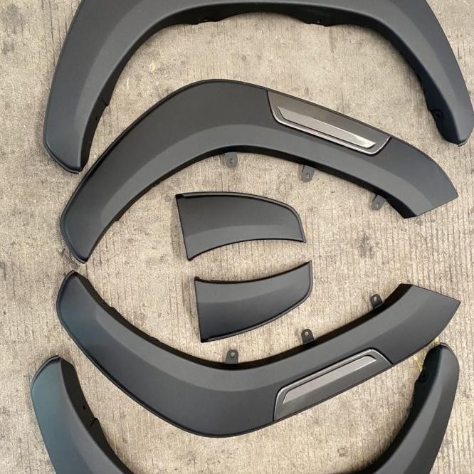 Over Fender Hilux Rocco 2021/Over Fender Toyota Hilux Rocco Import