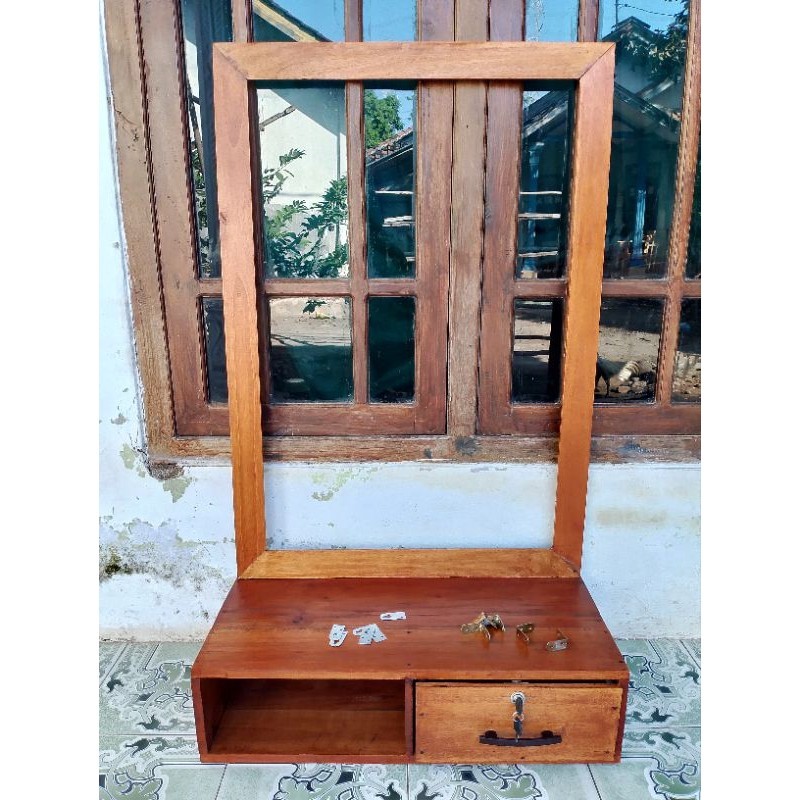 LACI PANGKAS . MEJA CERMIN PANGKAS RAMBUT . RAK CERMIN POTONG RAMBU.