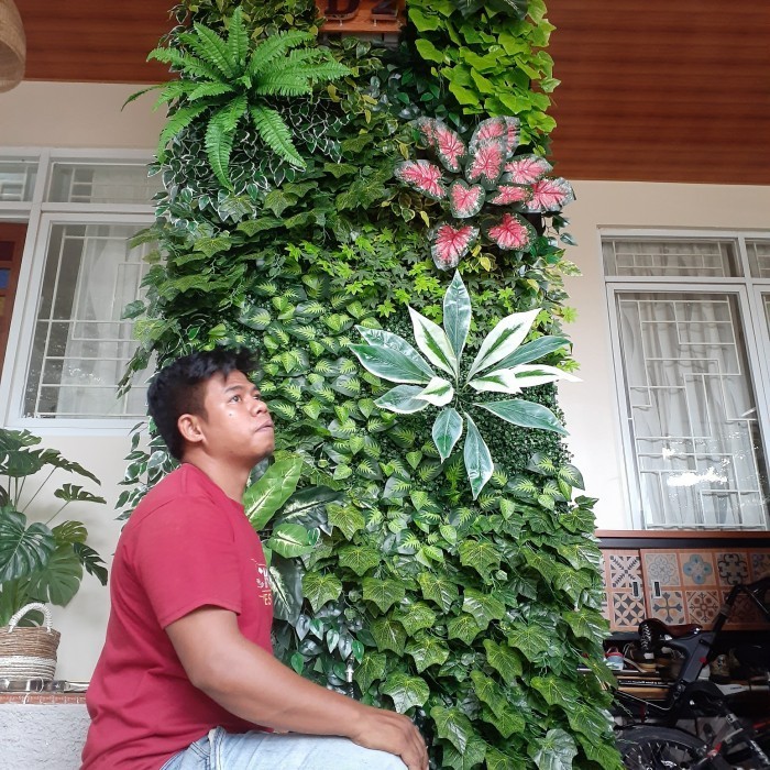 Vertical Garden Bunga Sintetis Dekorasi Dinding Tembok