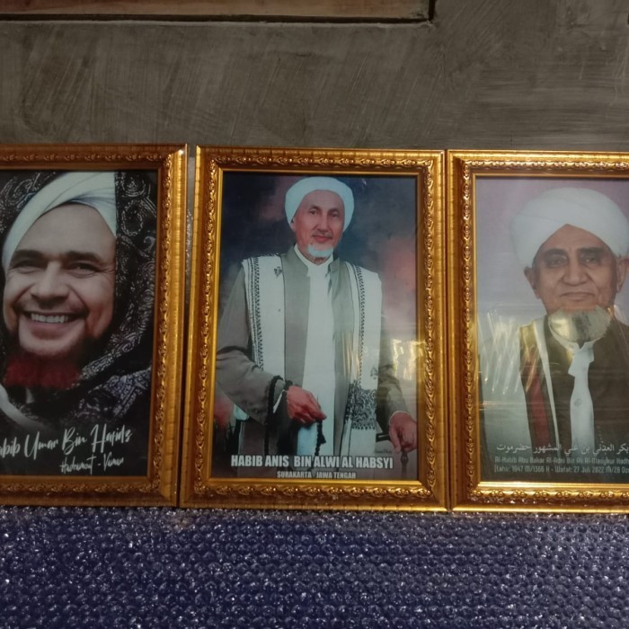 250K Sudah Dapat 3 Bingkai Kaca Foto Ulama Cocok Untuk Ruang Tamu