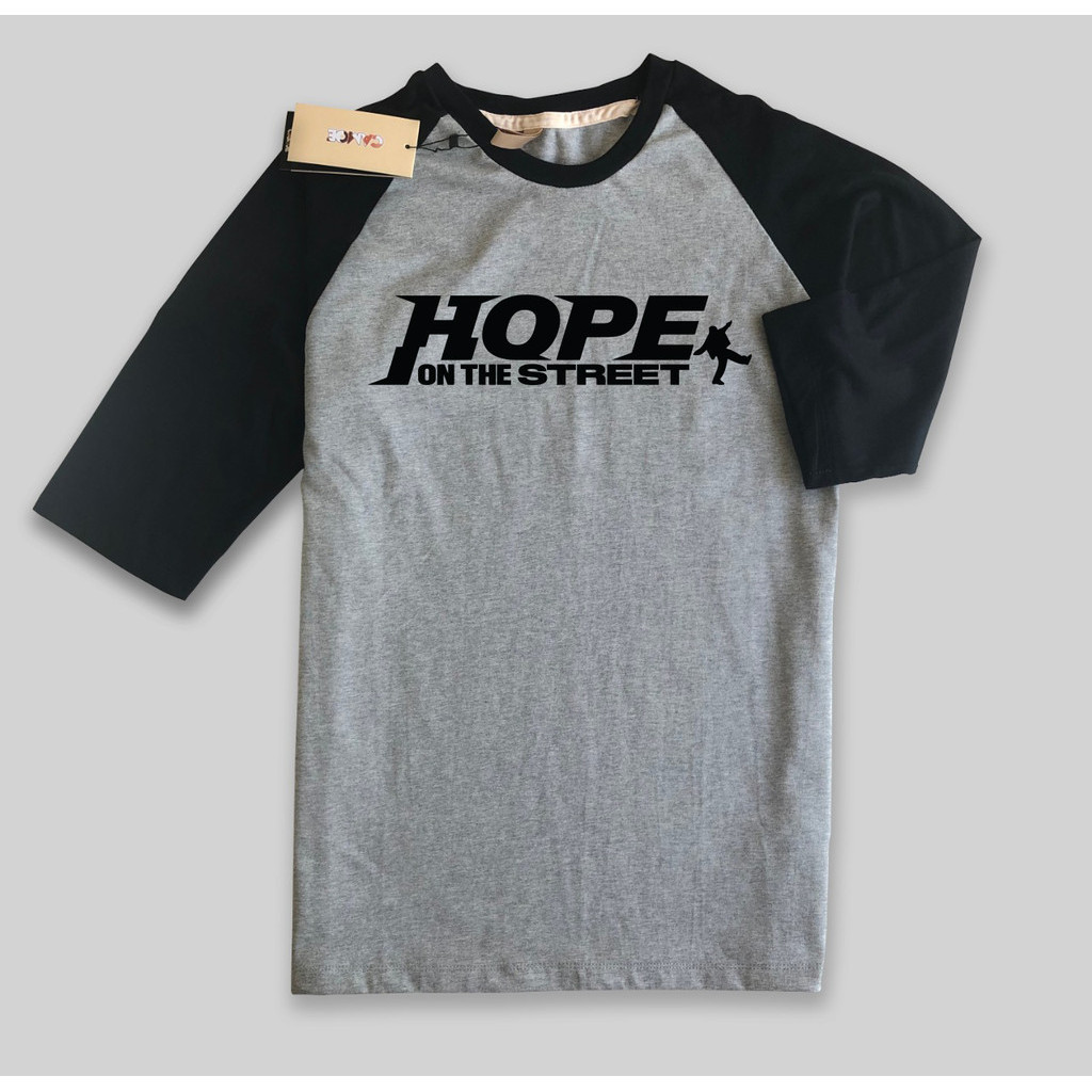 Kaos Raglan Hope on the street