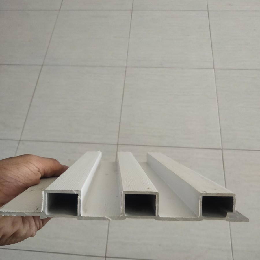 WPC WALL PANEL PUTIH