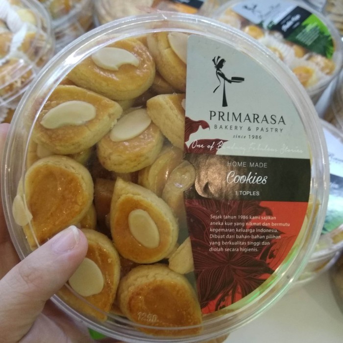 ALMOND COOKIES PRIMA RASA BANDUNG BEST SELLER SALE PROMO ORIGINAL GIFT