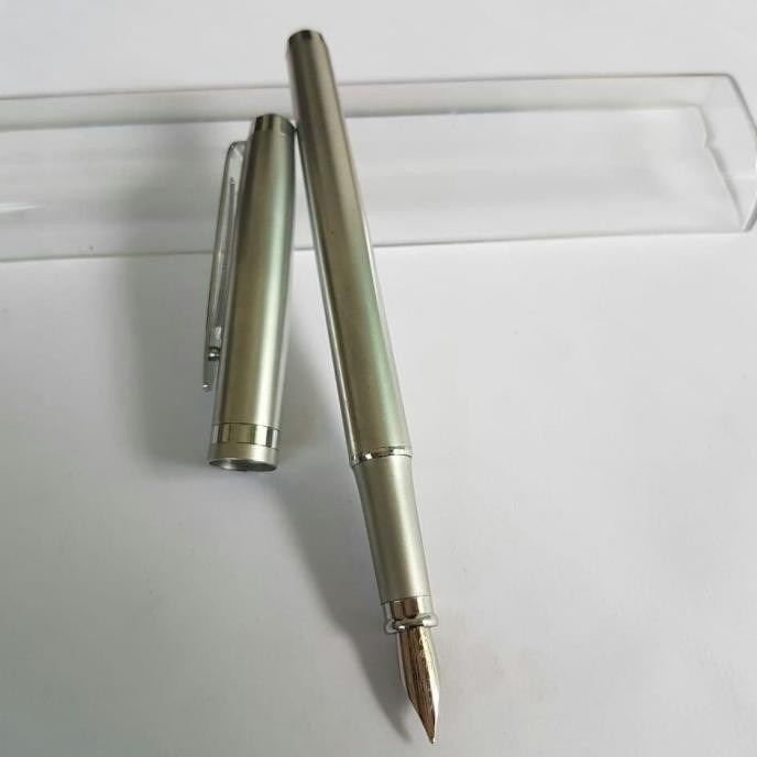 

Pena Langka.Fountain Pen 18Kgp Silver.Pena Tinta Isi+Gratis Tinta Hero