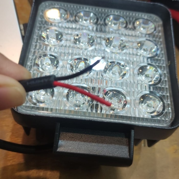 Lampu Sorot Led Mobil 24V Ori