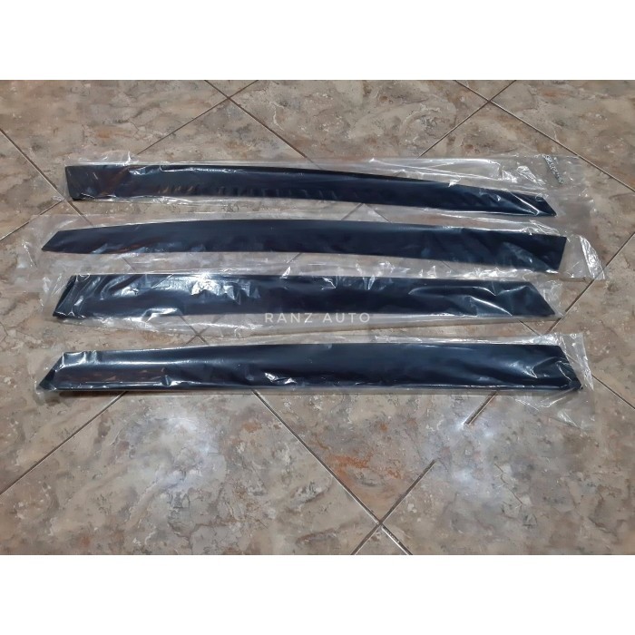 Door Visor / Talang Air Cairos Hyundai Stargazer Ori