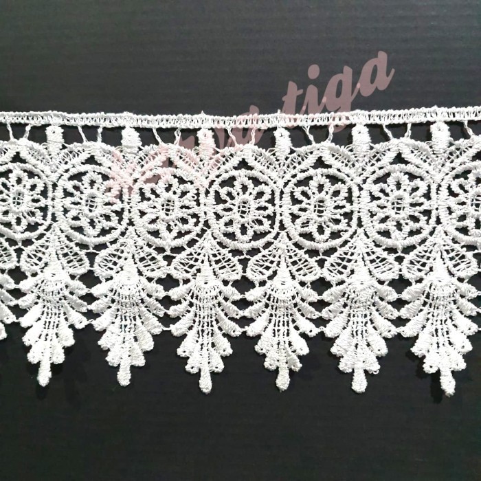 

Renda Giper Bordir Lebar 10 cm Motif Pinus - Putih (15 yard)