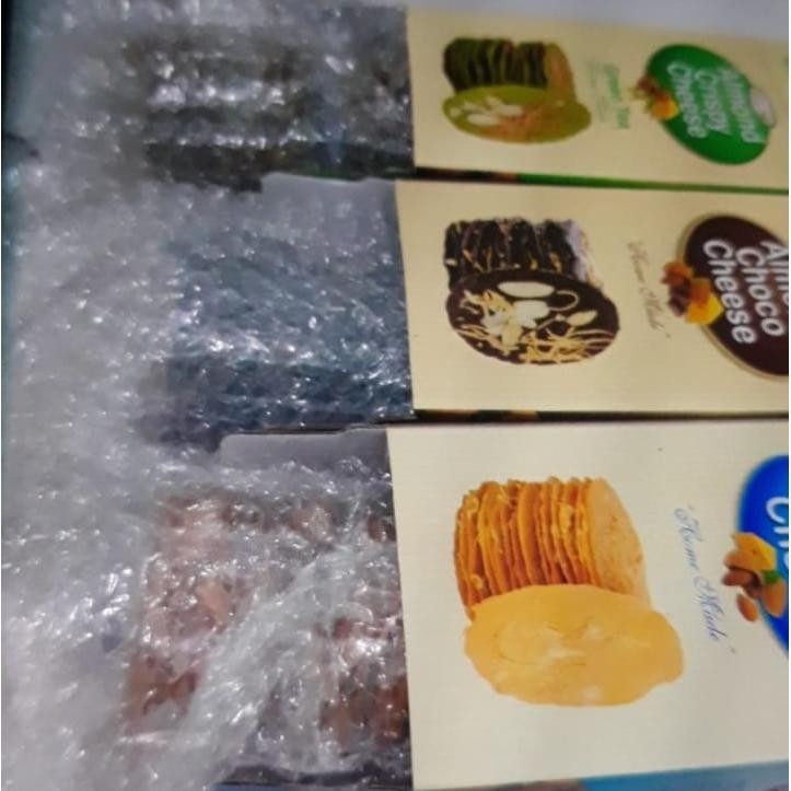 

ALMOND CRISPY WISATA RASA SURABAYA TERMURAH DI JAKARTA
