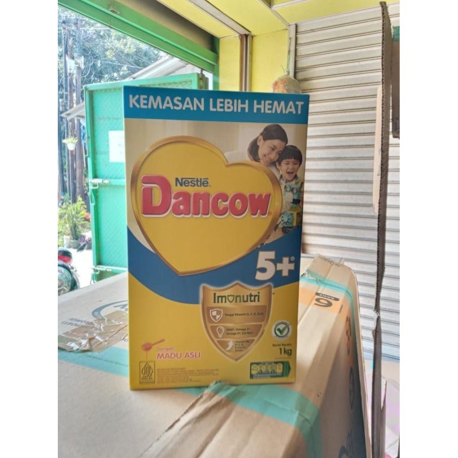 

Nestle Dancow 5+ dengan Susu Pertumbuhan Rasa Madu 5-12 Tahun Box 1 kg GMM