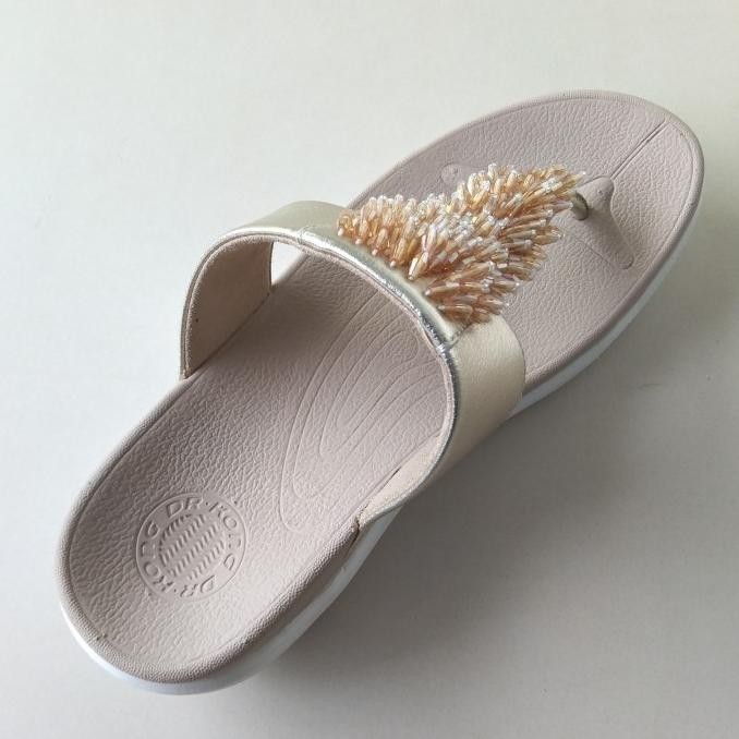 Ready Stok Sandal Slipper Kesehatan Wanita Gold Dr.Kong 3000900 Dariaulani