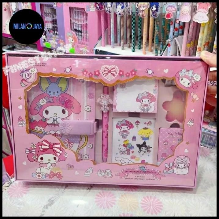 

GRATIS ONGKIR JURNAL 7IN1 SET GIFT BOX BUKU DIARY NOTES PULPEN MEMO GANTUNGAN STIKER !!!!!!