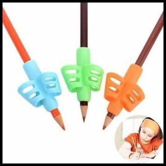

TERMURAH MAINAN TERAPI TWO HOLE RING PENCIL GRIP ALAT BANTU MENULIS !!!