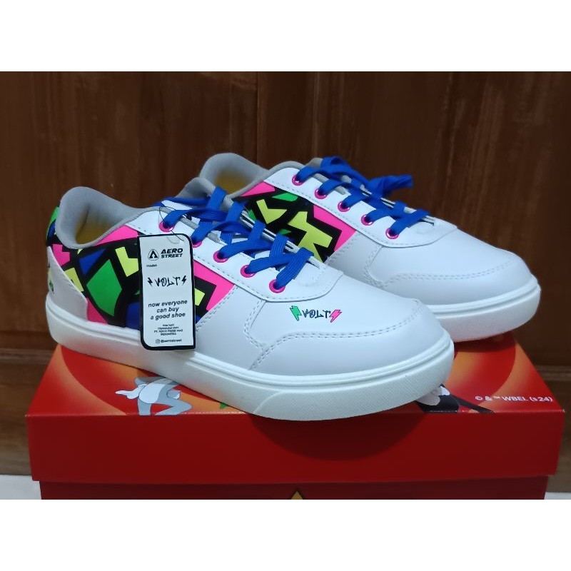 Sepatu Aerostreet X VOLT Size 41