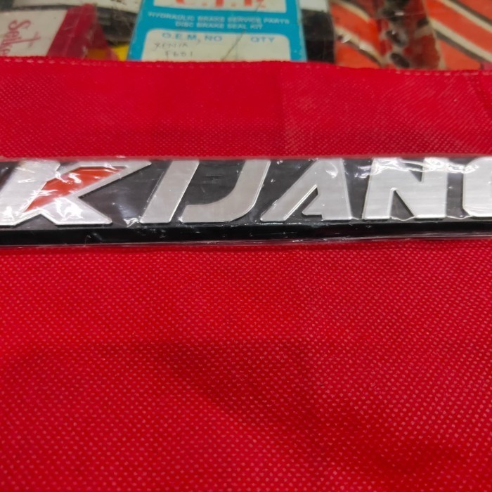 Emblem Logo Emblim Kijang Super Grand Extra