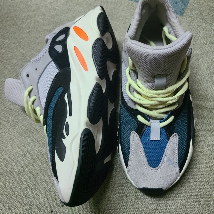 ADIDAS YEEZY 700 WAVE RUNNER ORIGINAL