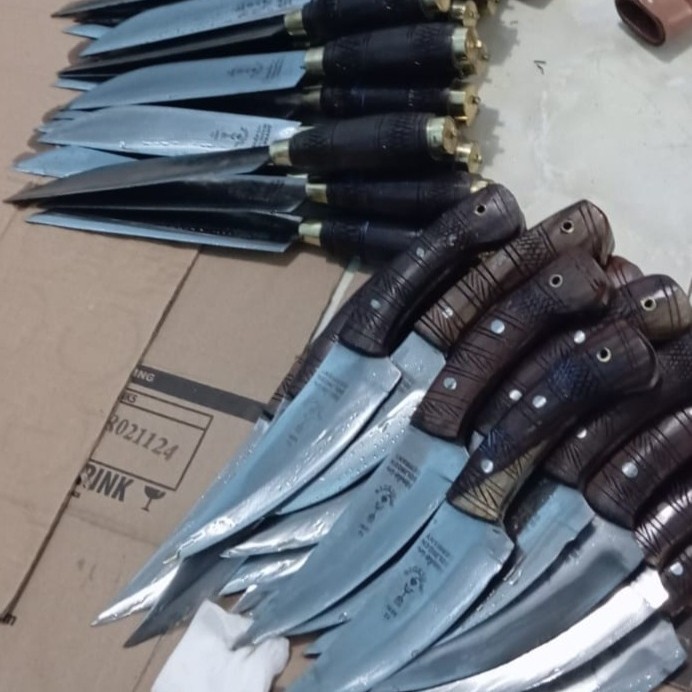 PISAU DAGING SUPER TAJAM + SARUNG KULIT MERK GARPU LOKAL BILAH 20CM