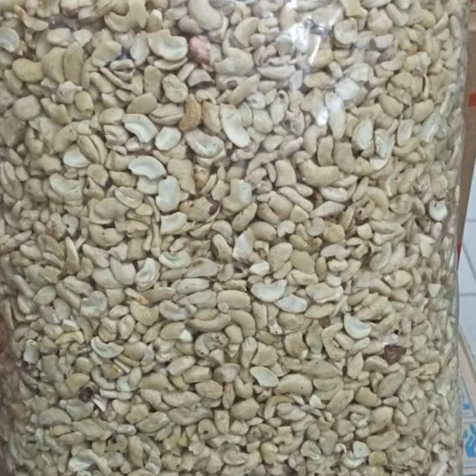 

Kacang Mede Hancur Belah 4 - 1Kg