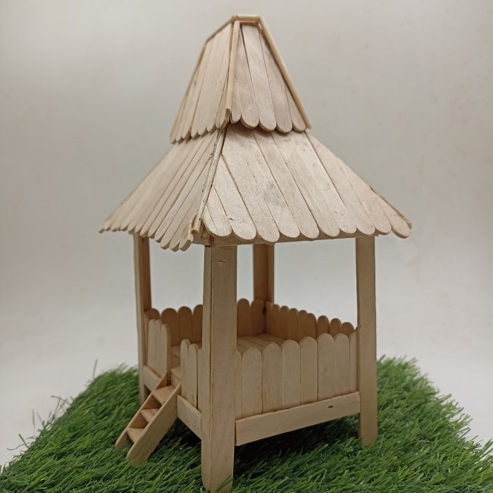 PRAKARYA RUMAH ADAT DARI STIK ES KRIM