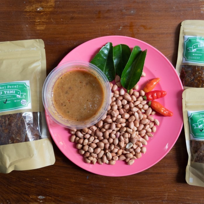 

Sambal/Sambel/Bumbu Pecel Madiun "Ibu Yeni" - 1Kg