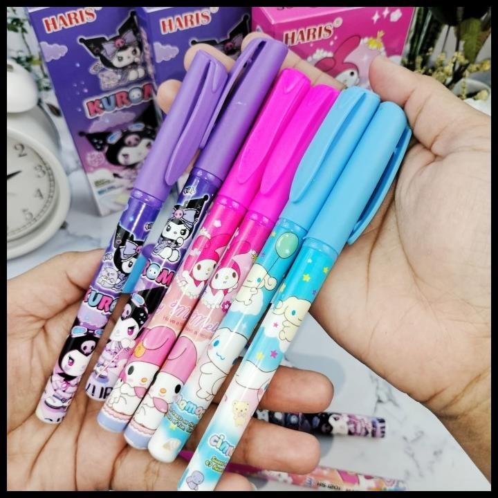 

HOT DEAL PAKET PULPEN GEL SANRIO VTRO 1 LUSIN (12PCS) TINTA HITAM MOTIF LENGKAP !!!!!