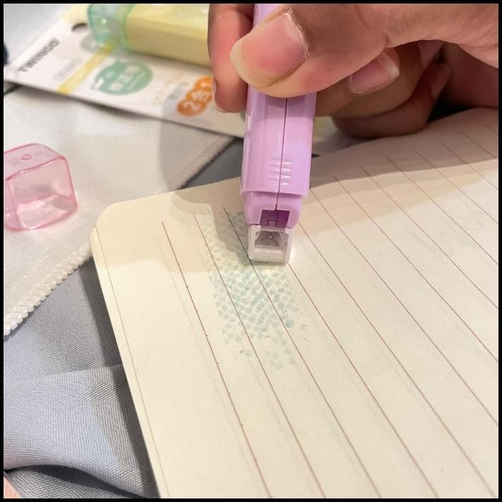 

HOT DEAL CORRECTION TAPE 2 IN 1 GLUE TAPE TWINGO IMPOR WARNA GRADASI SUPER IMUT !