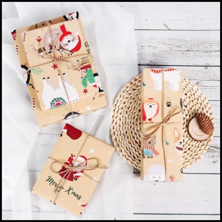 

TERMURAH ISI 8 KERTAS KADO NATAL LUCU BAHAN PREMIUM DESIGN KOREA