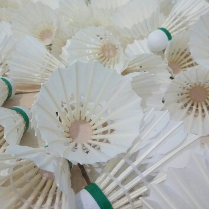 Shuttlecock Polos Kualitas Super