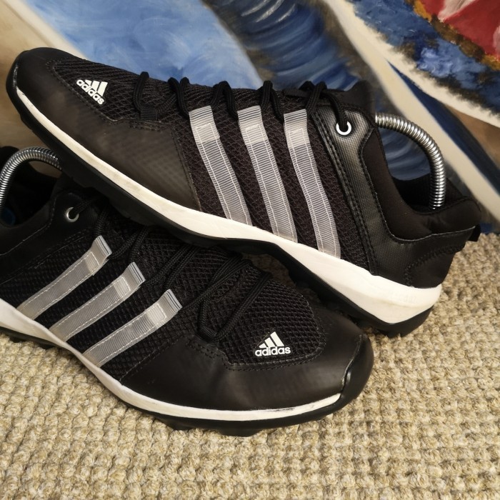 Sepatu Gunung Outdoor Adidas Daroga Plus 44