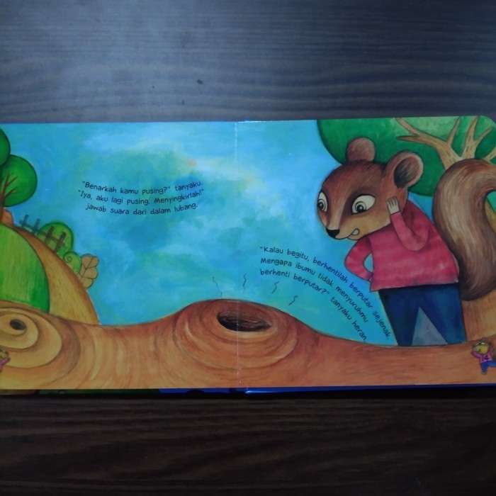 

Bbw Dongeng Halo Balita Mencari Telinga Bumi Boardbook