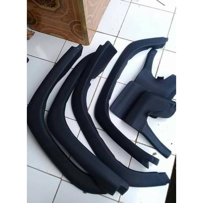 Over Fender Kijang Grand