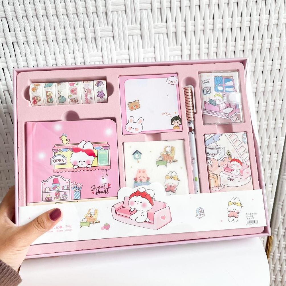 

Siap Kirim Paket Jurnal Alat Tulis 7 In 1 - Pastel Blue Pink - Hampers Hadiah Sovenir Gift Set Diary Diari Journal Isi Set Alat Tulis Buku Memo Notes Notepad Solatip Label Pen Stiker Lucu Unik Alat Tulis Hadiah Sovenir Kado Kerja Sekolah Kantor Fgh-56