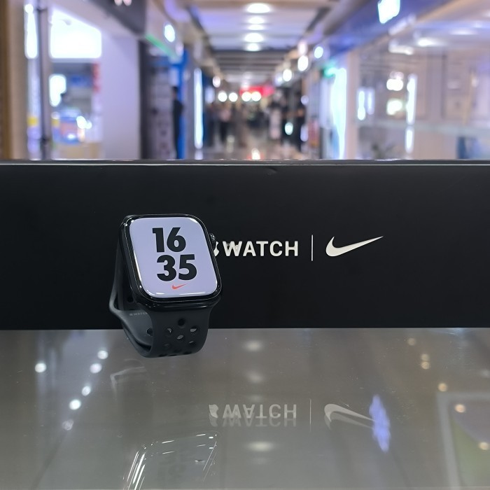 APPLE WATCH SERIES 7 45MM NIKE MIDNIGHT GPS CELL