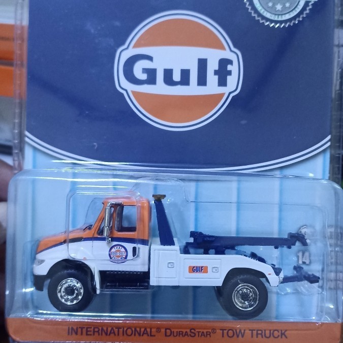 Ready GREENLIGHT GULF INTERNATIONAL DURASTAR TOW TRUCK