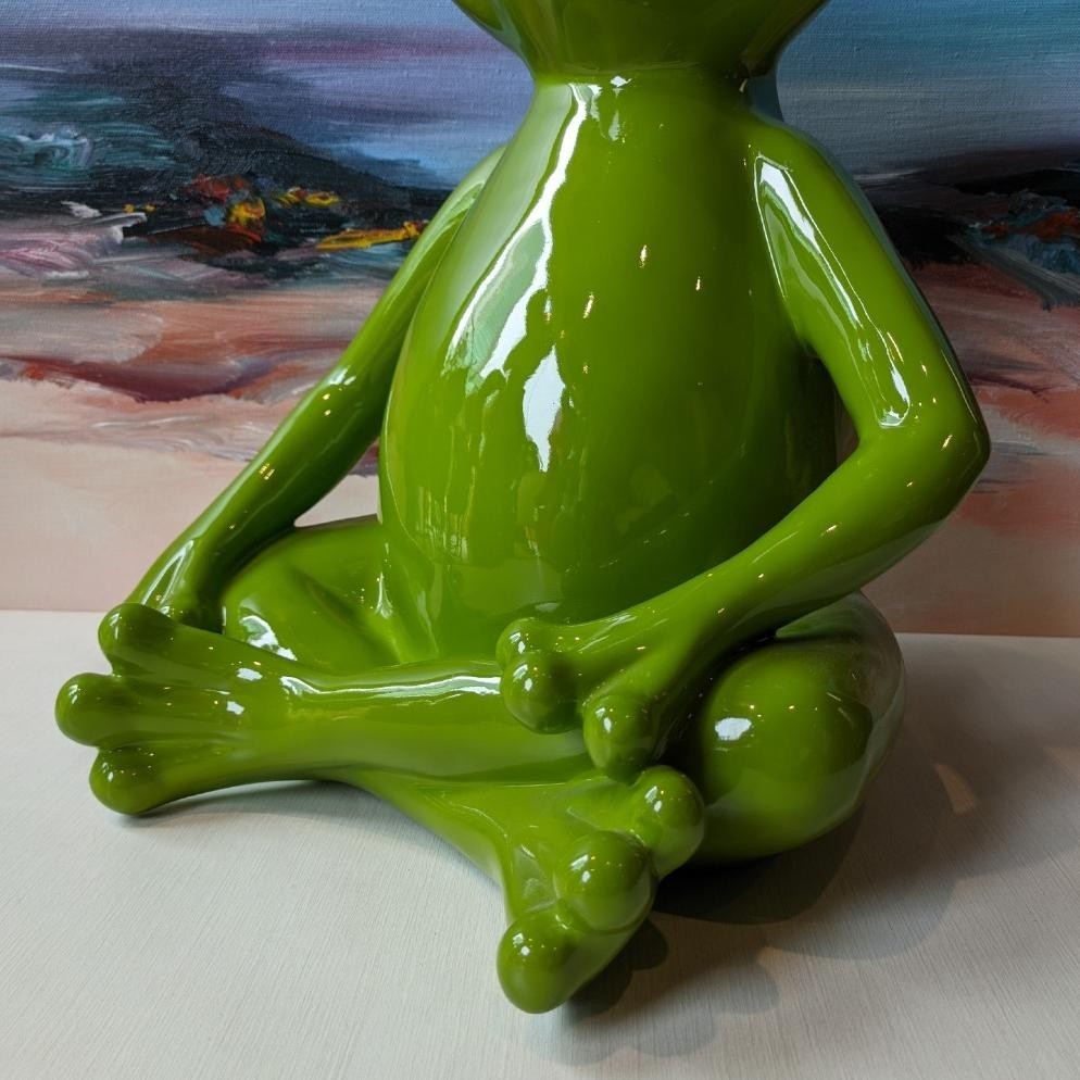 PIU Pajangan Patung Dekorasi Meja The Muppet Show Kermit The Frog Material Resin Tinggi 42CM Detail 