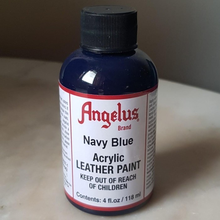 

Ready Angelus Navy Blue Acrylic Leather Paint Cat Bahan Kulit 4 Oz 118ML USA