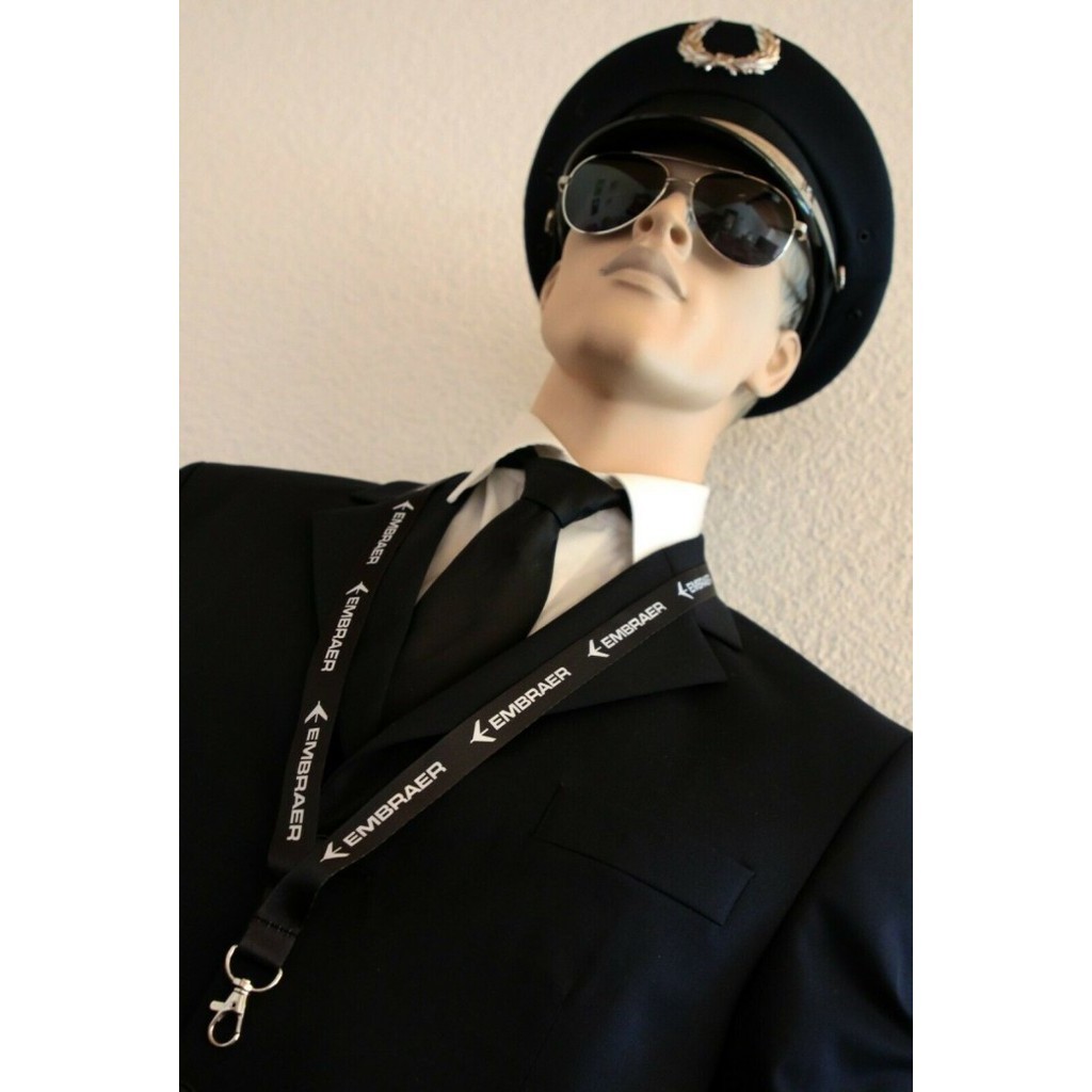 

Lanyard Maskapai Pesawat Em braer Hitam
