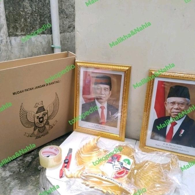 [Cod] Lambang Garuda Pancasila Plus Pigura Presiden Dan Wakil