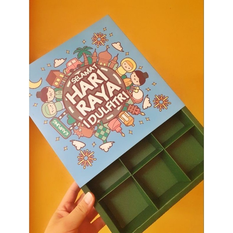

5 pcs dus box idul fitri hijau tua kumpul keluarga sekat 9 uk 7.3 cm
