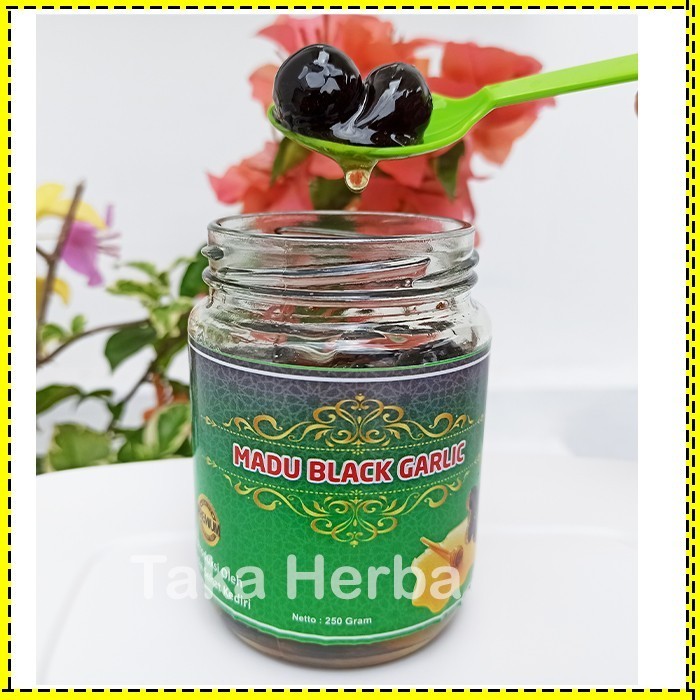 

Ready 250 GRAM MADU BLACK GARLIC BLACK GARLIC HONEY