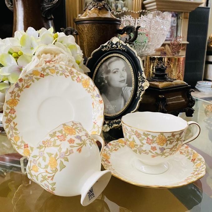 [Promo] Tea Cup Saucer Narumi Fitria 2 Set Mewah Cantik - Cangkir Tatakan