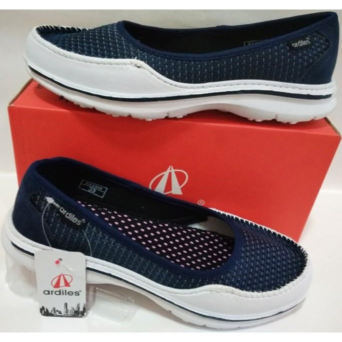 Sepatu Slip On Wanita Ardiles Kaxahi Blue