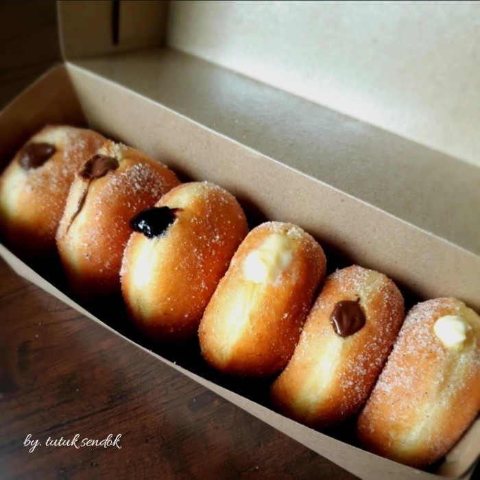 

Ready Donut Bomboloni Box isi 6pcs