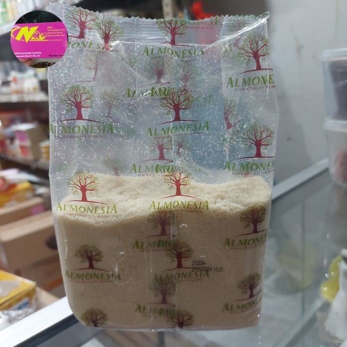 

ALMOND POWDER BUBUK ALMONESIA 250 GRAM KHUSUS GRAB DAN GOJEK