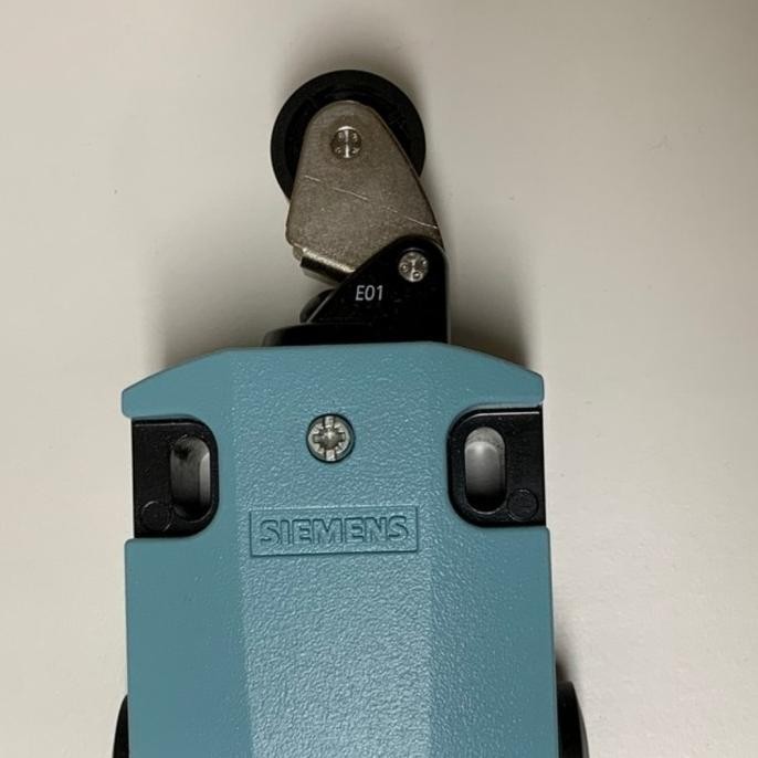 [ Ek ] Limit Switch 3Se5 122-0Ce01 Siemens  Ready
